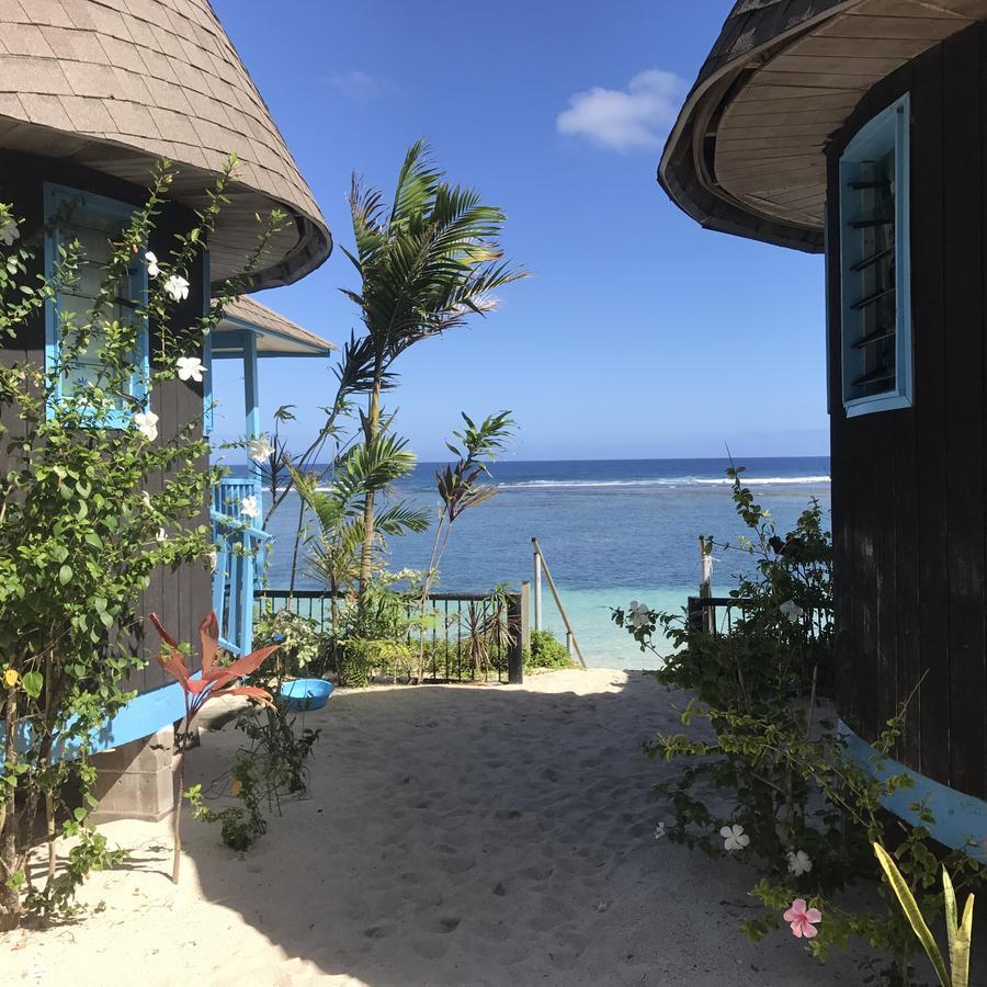 Litia Sini Beach Fales Lalomanu Bagian luar foto